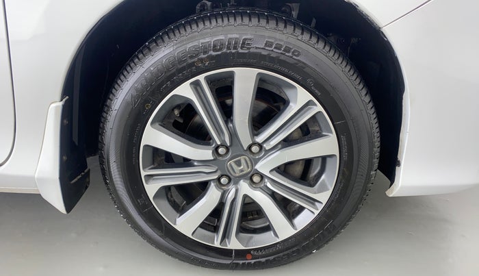2017 Honda City V CVT, Petrol, Automatic, 48,289 km, Right Front Wheel