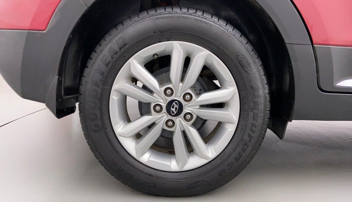 2016 Hyundai Creta 1.6 SX PLUS VTVT, Petrol, Manual, 40,660 km, Right Rear Wheel