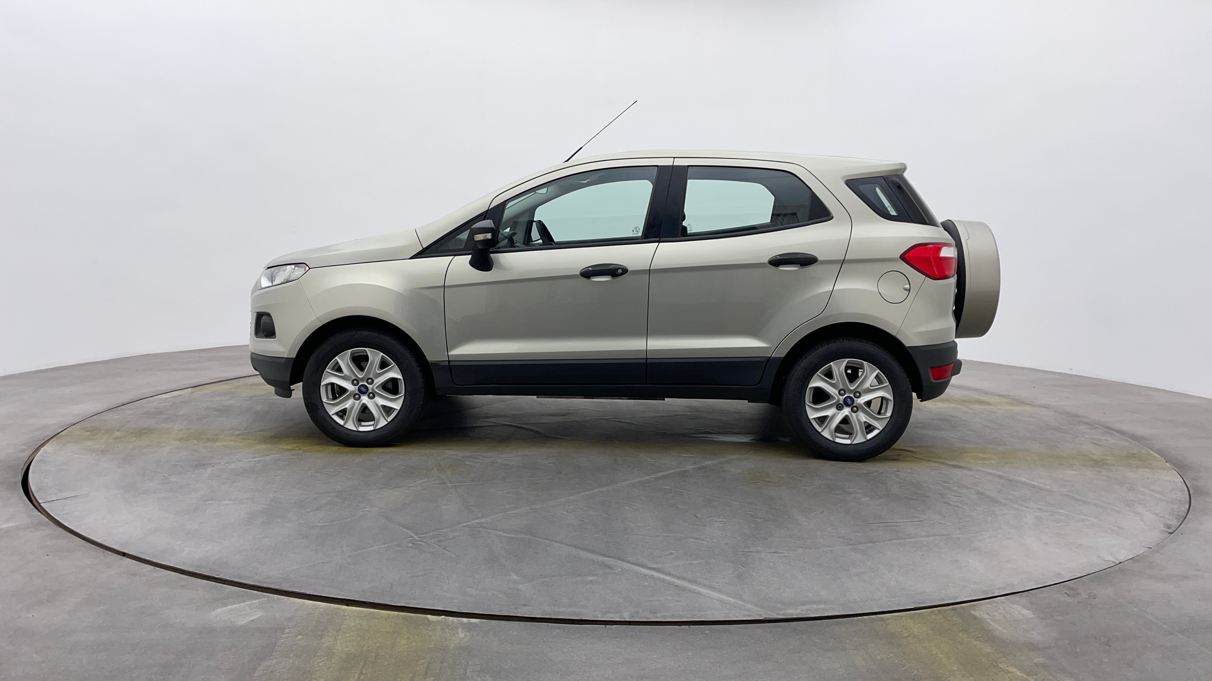 Ford EcoSport-Left Side View