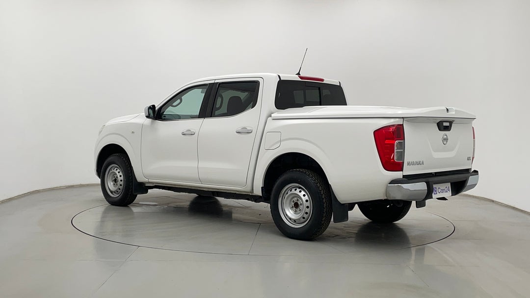 Left Back Diagonal (45- Degree) View