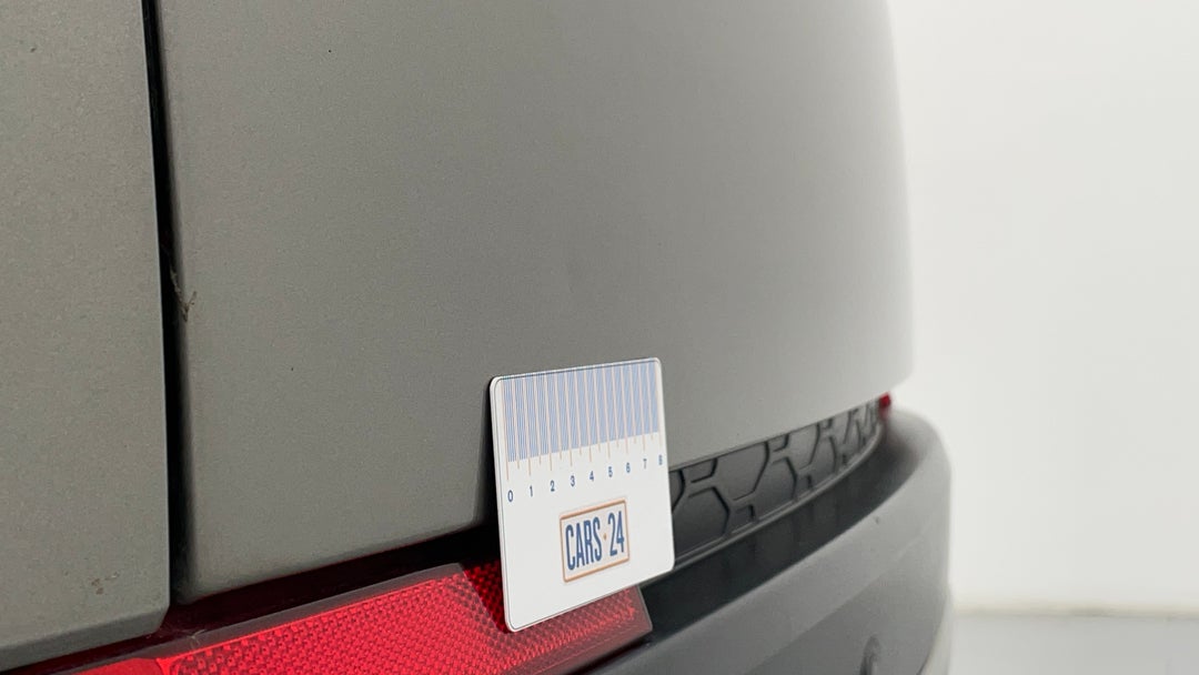 Boot / Tailgate Tailgate Dent