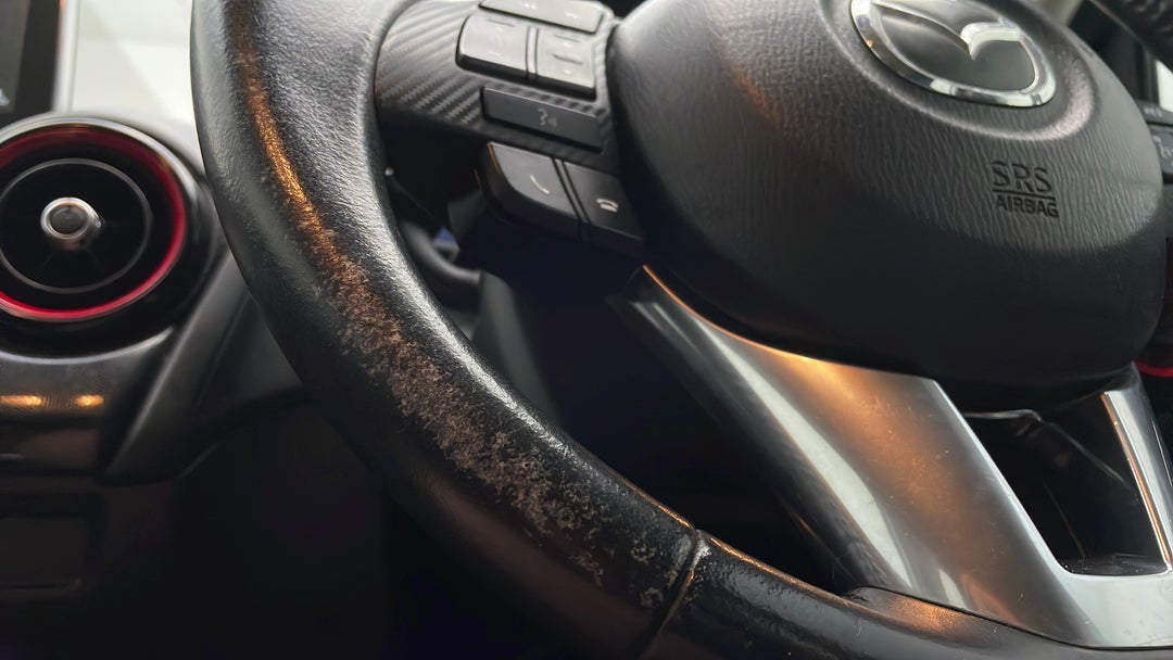 2016 Mazda Mazda2 Maxx, Manual, 121607 km, Steering Wheel Body Wear