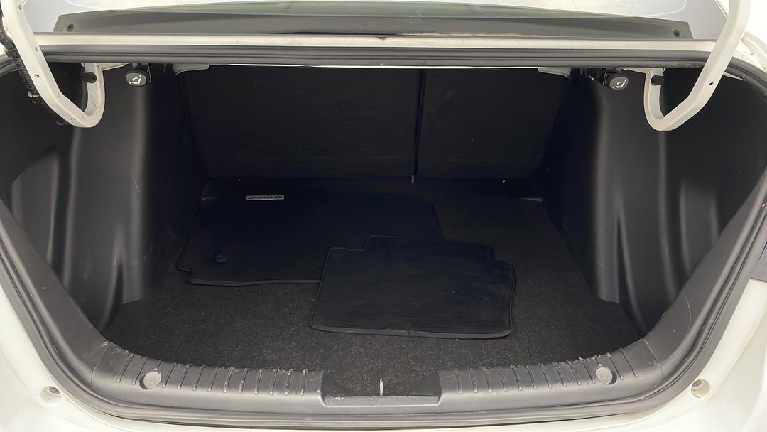 2016 Mazda Mazda2 Maxx, Manual, 121607 km, Boot Inside View