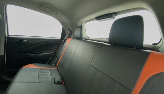 2015 Toyota Etios G, Petrol, Manual, 63,852 km, Right Side Rear Door Cabin