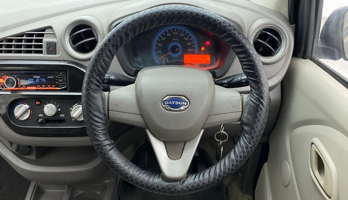 2016 Datsun Redi Go T (O), Petrol, Manual, 47,530 km, Steering Wheel Close Up