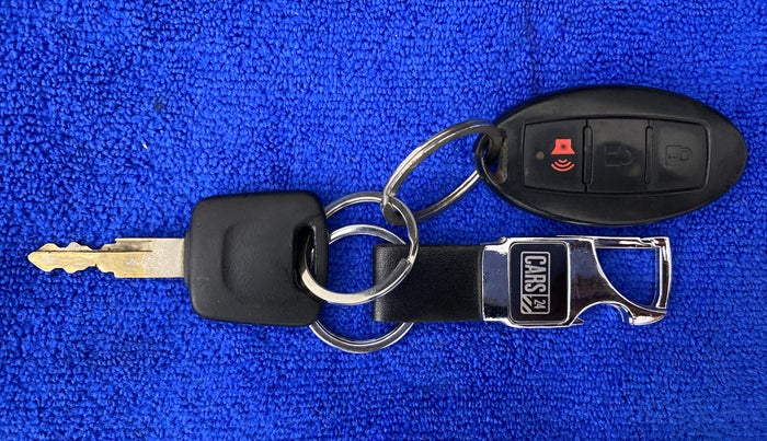 2016 Datsun Redi Go T (O), Petrol, Manual, 47,530 km, Key Close Up