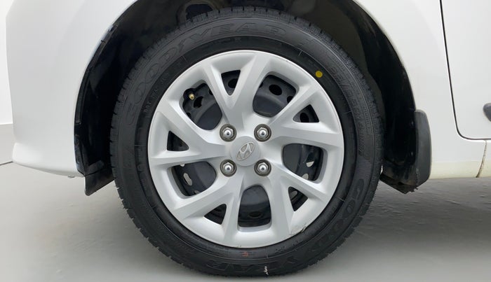 2018 Hyundai Grand i10 SPORTZ 1.2 KAPPA VTVT, Petrol, Manual, 23,331 km, Left Front Wheel