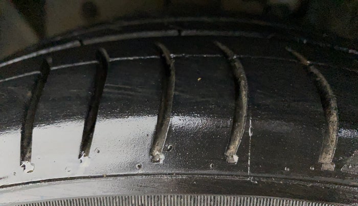 2018 Ford FREESTYLE TITANIUM PLUS 1.5 DIESEL, Diesel, Manual, 98,952 km, Left Front Tyre Tread