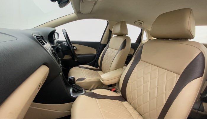 2017 Volkswagen Ameo HIGHLINE DSG 1.5 DIESEL , Diesel, Automatic, 1,17,254 km, Right Side Front Door Cabin