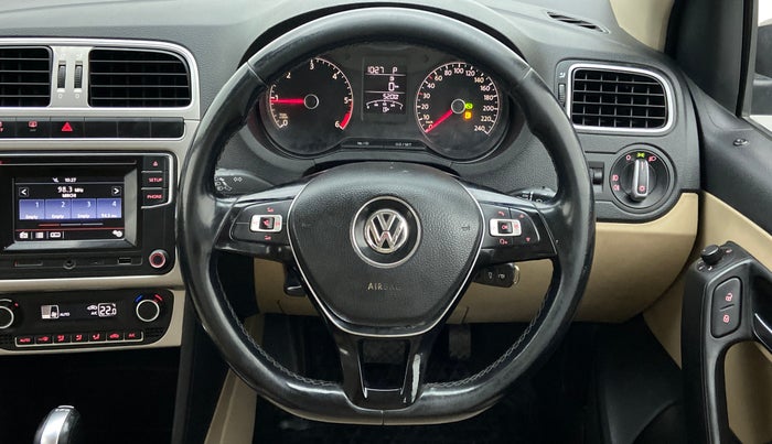 2017 Volkswagen Ameo HIGHLINE DSG 1.5 DIESEL , Diesel, Automatic, 1,17,254 km, Steering Wheel Close Up