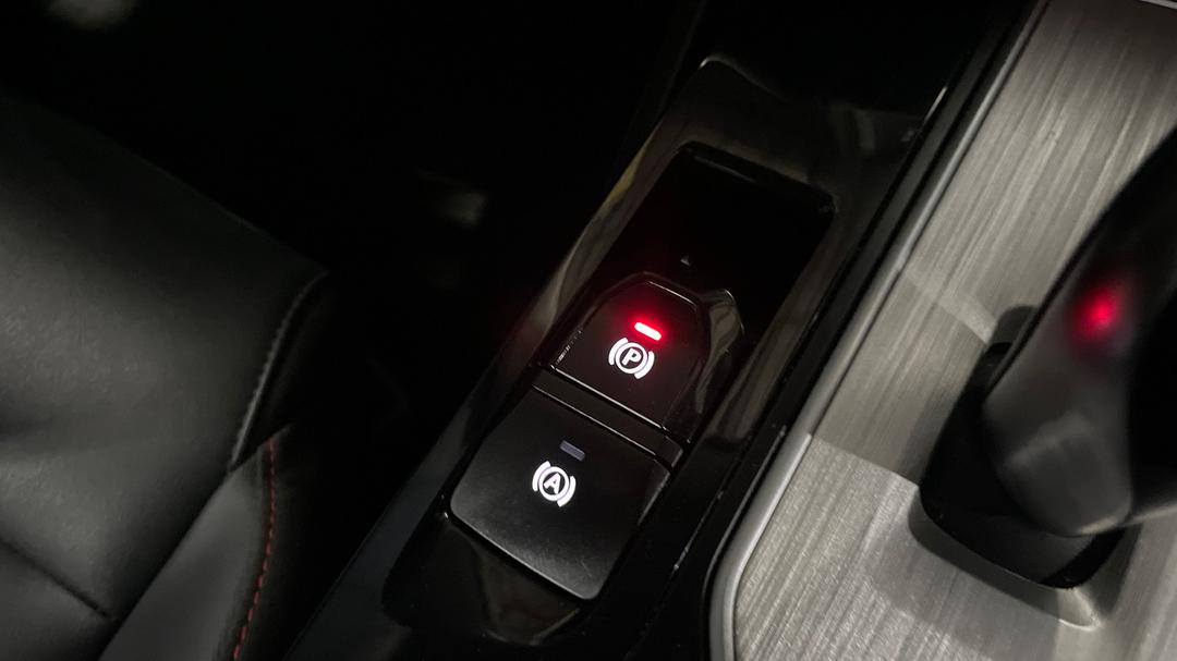 2023 MG Mg5 Essence, Automatic, 54990 km, Handbrake