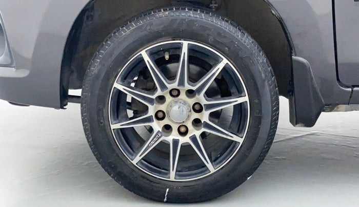 2018 Maruti Alto K10 VXI P, Petrol, Manual, 37,122 km, Left Front Wheel