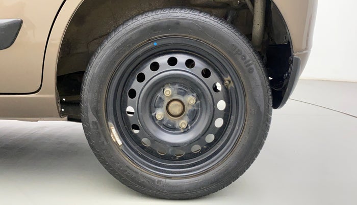 2013 Maruti Wagon R 1.0 VXI, Petrol, Manual, 45,300 km, Left Rear Wheel