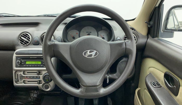 2011 Hyundai Santro Xing GLS PLUS AUDIO, Petrol, Manual, 68,951 km, Steering Wheel Close Up