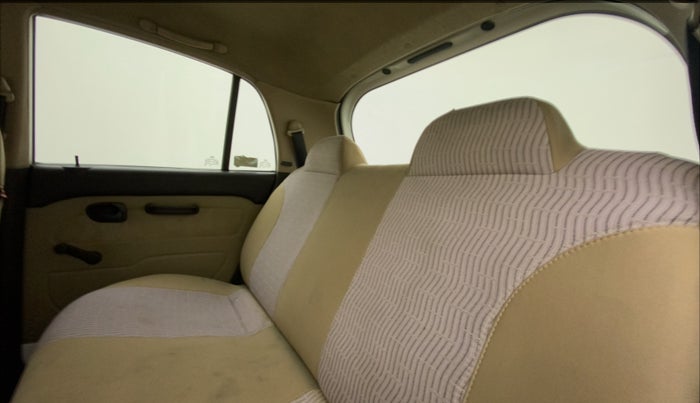 2011 Hyundai Santro Xing GLS PLUS AUDIO, Petrol, Manual, 68,951 km, Right Side Rear Door Cabin