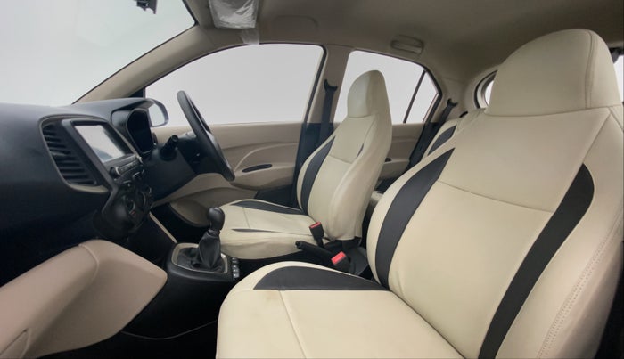 2018 Hyundai NEW SANTRO SPORTZ 1.1, Petrol, Manual, 10,512 km, Right Side Front Door Cabin View