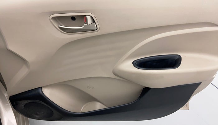 2018 Hyundai NEW SANTRO SPORTZ 1.1, Petrol, Manual, 10,512 km, Driver Side Door Panel Controls