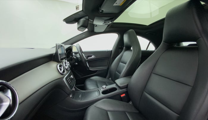2015 Mercedes Benz CLA Class CLA 200 CDI SPORT, Diesel, Automatic, 51,418 km, Right Side Front Door Cabin
