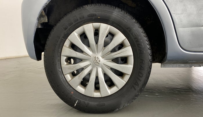 2013 Toyota Etios Liva G, Petrol, Manual, 77,156 km, Right Rear Wheel