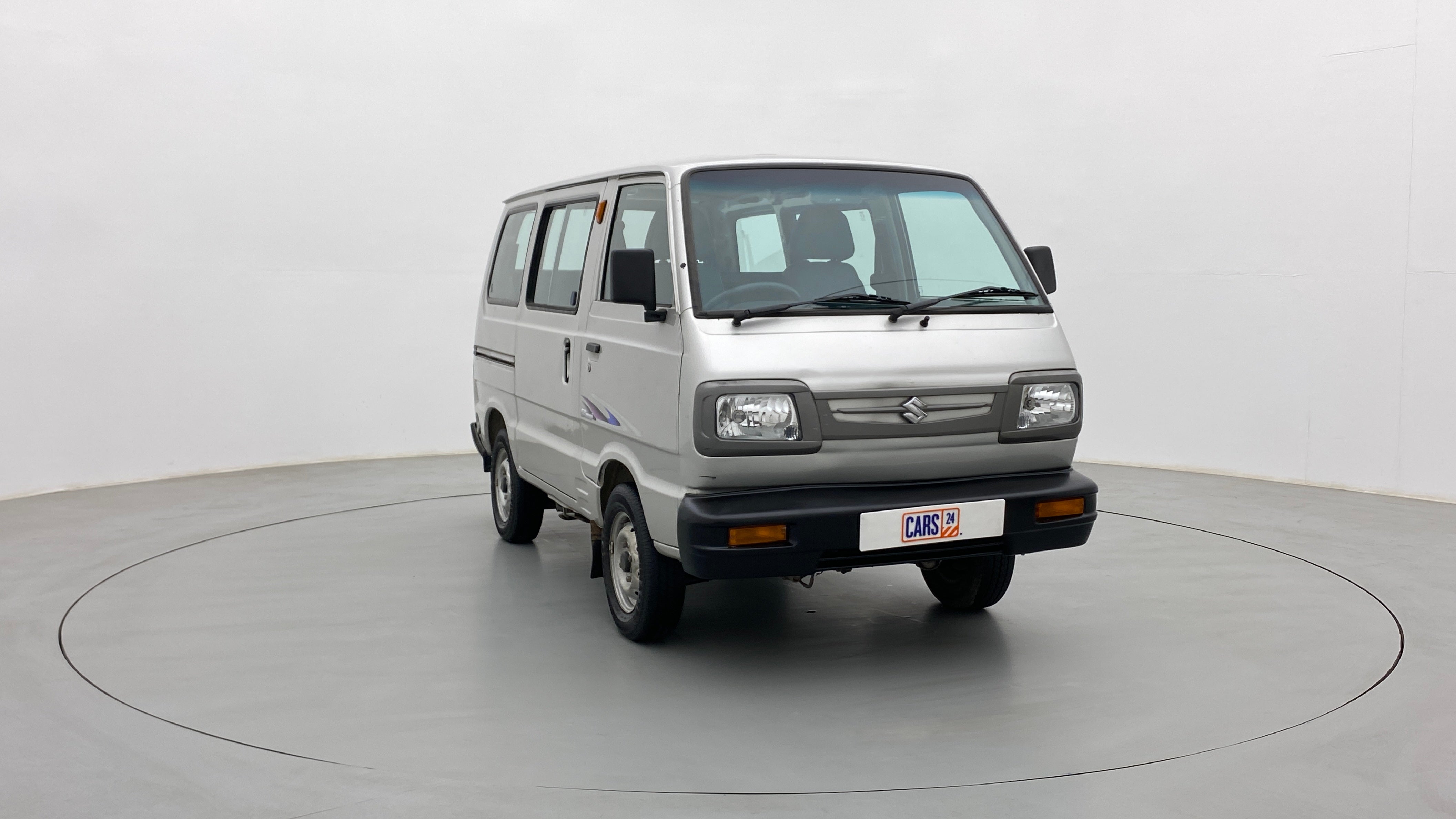 Maruti omni sales car second hand