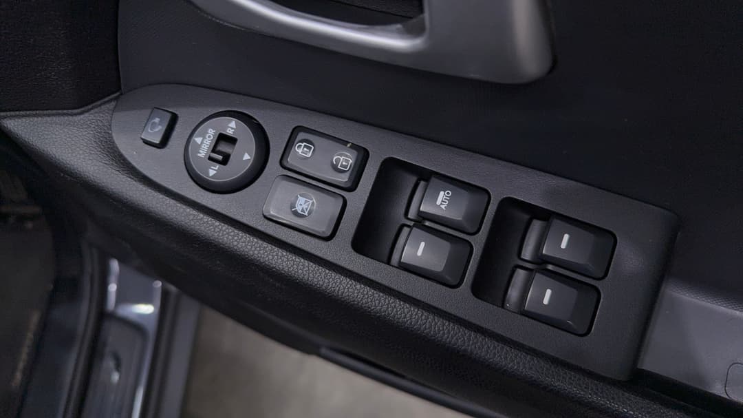 2015 Kia Sportage Si Premium (FWD), Automatic, 134608 km, Drivers Side Door Panel Controls