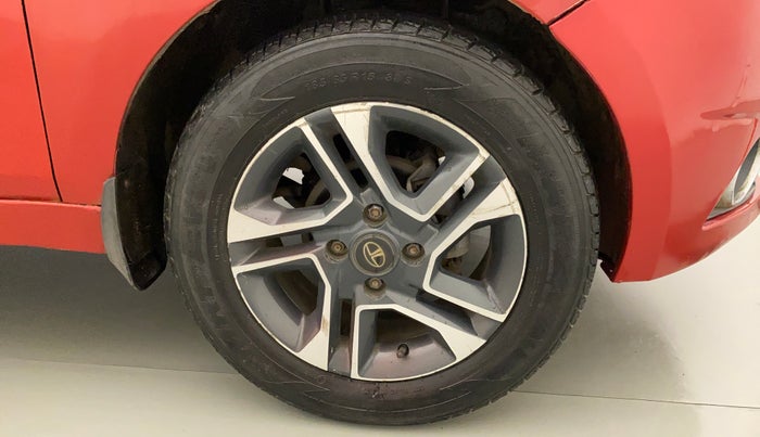2018 Tata TIGOR XZA PETROL, Petrol, Automatic, 1,16,678 km, Right Front Wheel