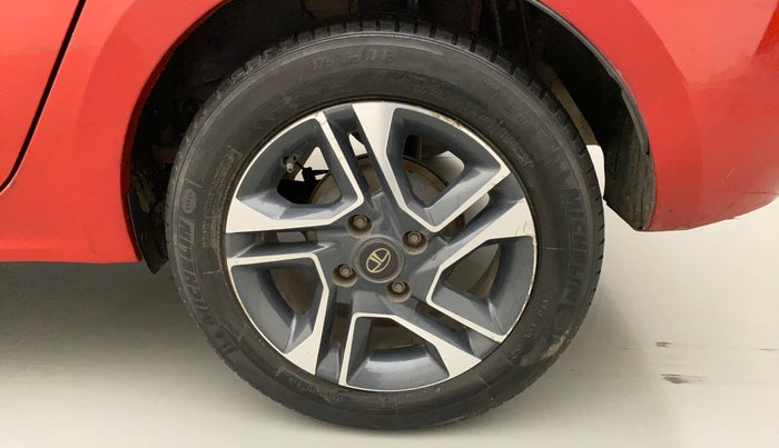 2018 Tata TIGOR XZA PETROL, Petrol, Automatic, 1,16,678 km, Left Rear Wheel