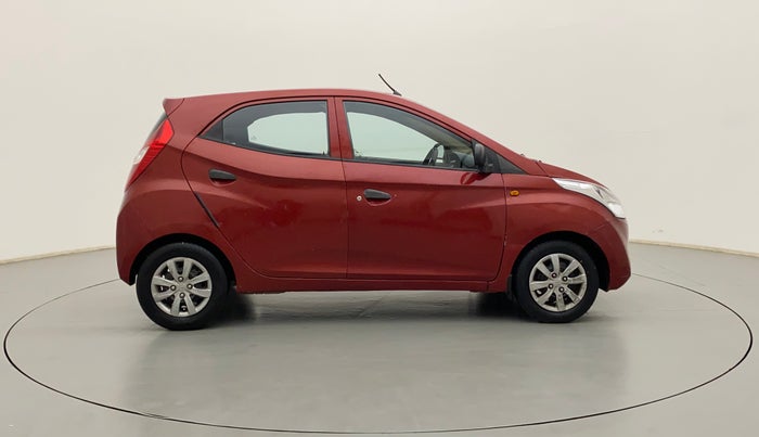 2013 Hyundai Eon MAGNA +, Petrol, Manual, 41,683 km, Right Side View