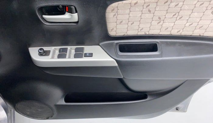2016 Maruti Wagon R 1.0 VXI, Petrol, Manual, 71,242 km, Driver Side Door Panels Control