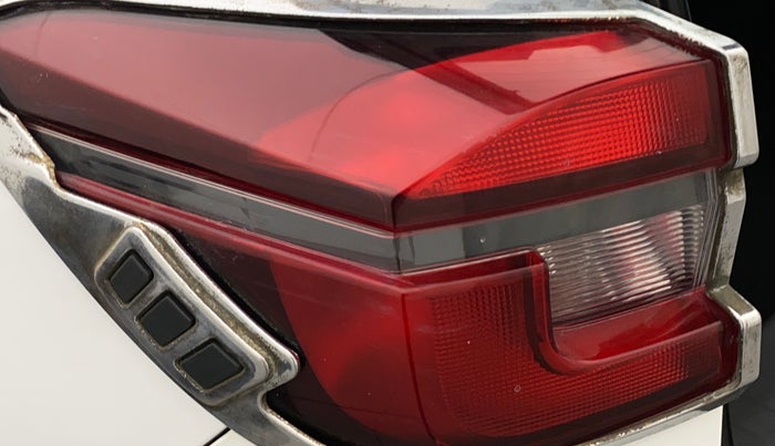 2022 Nissan MAGNITE XE, Petrol, Manual, 38,123 km, Left tail light - Faded