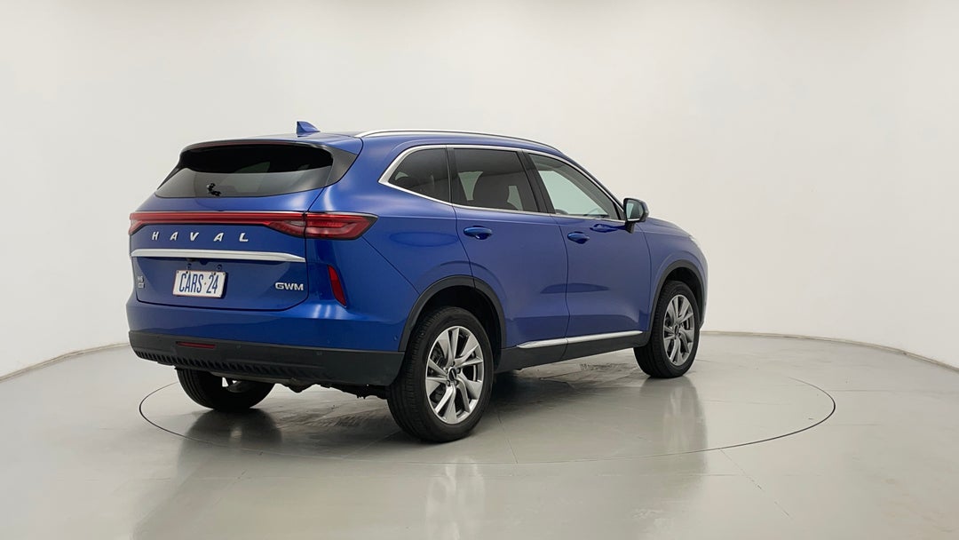 Right Back Diagonal (45- Degree) View