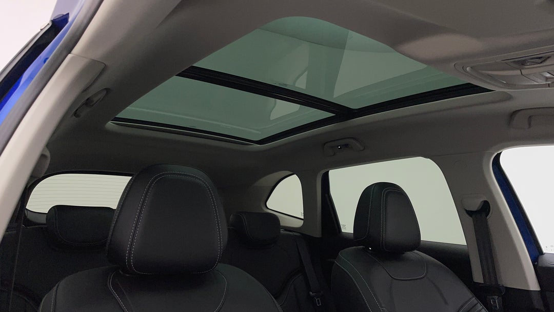 Interior Sunroof/Moonroof
