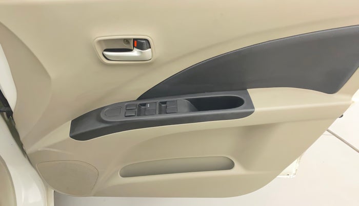 2016 Maruti Celerio VXI (O), Petrol, Manual, 74,862 km, Driver Side Door Panels Control