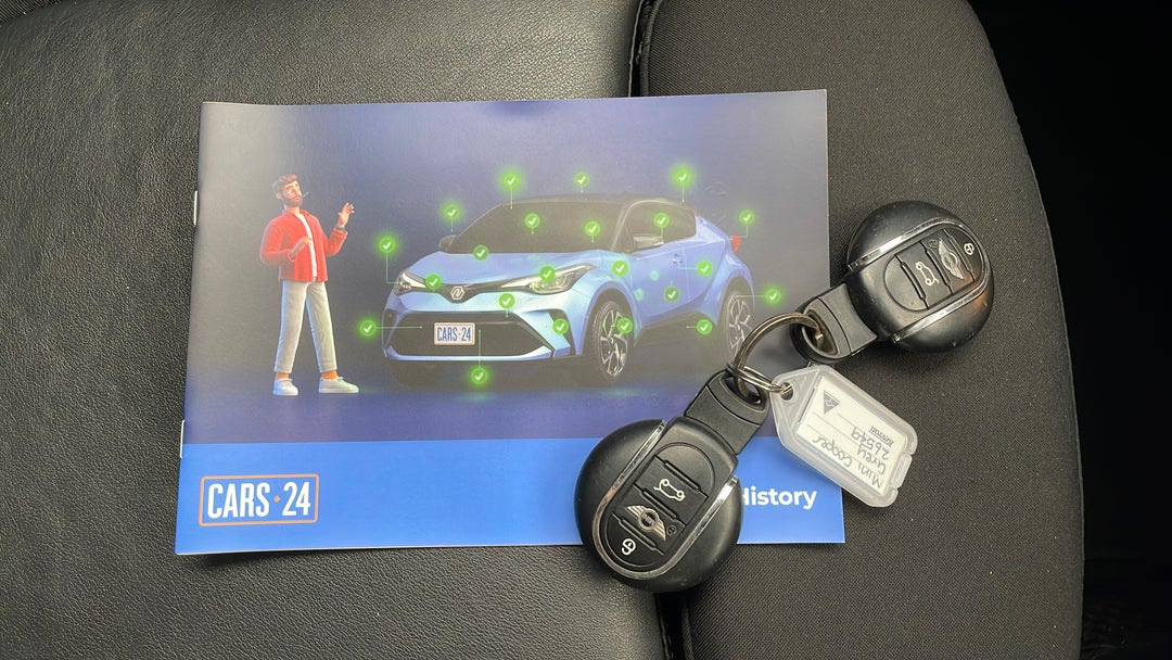 2016 MINI Cooper S, Automatic, 67786 km, Key Close-up