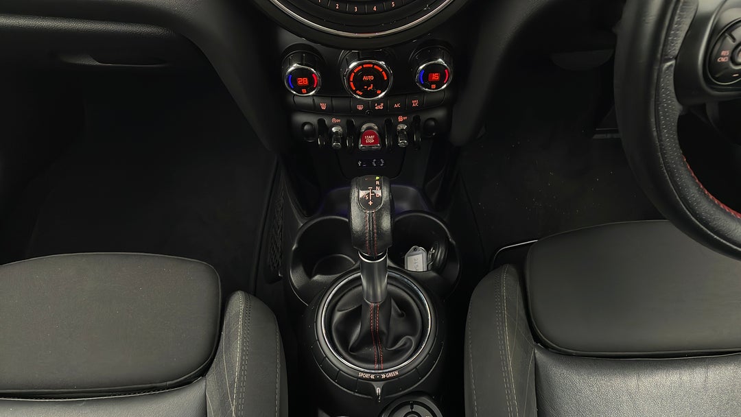 2016 MINI Cooper S, Automatic, 67786 km, Gear Lever 