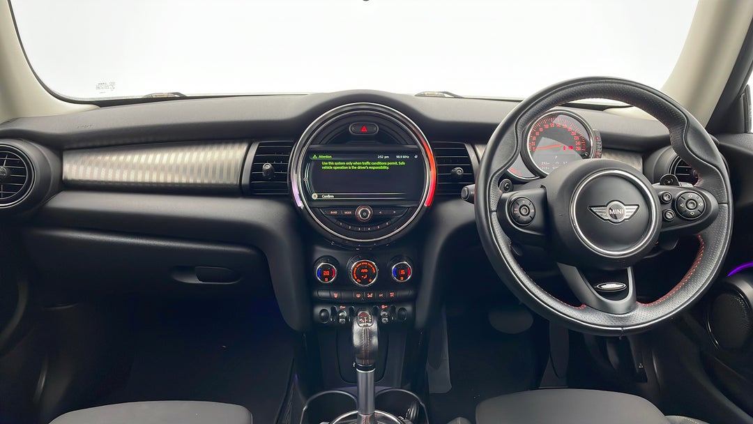 2016 MINI Cooper S, Automatic, 67786 km, Dashboard View