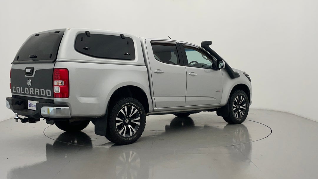 Right Back Diagonal (45- Degree) View