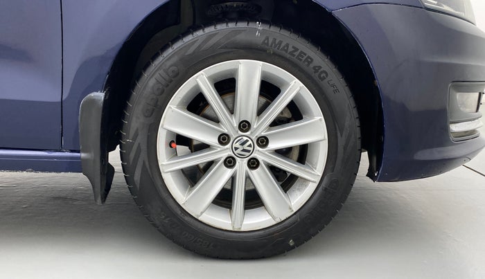 2015 Volkswagen Vento HIGHLINE PETROL, Petrol, Manual, 60,003 km, Right Front Wheel
