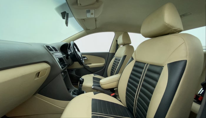2015 Volkswagen Vento HIGHLINE PETROL, Petrol, Manual, 60,003 km, Right Side Front Door Cabin