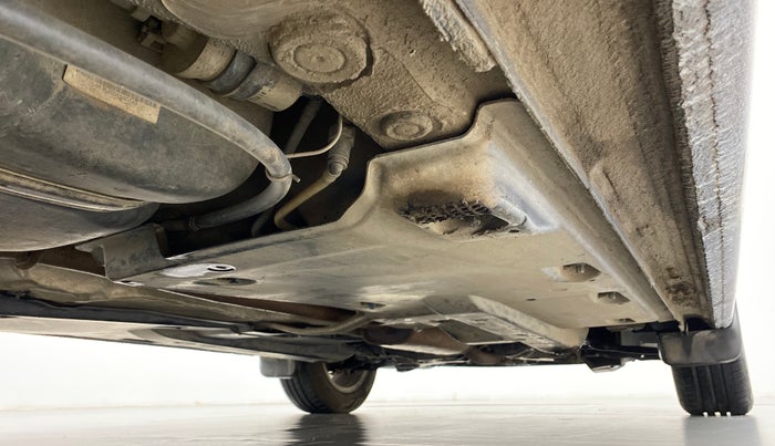 2015 Volkswagen Vento HIGHLINE PETROL, Petrol, Manual, 60,003 km, Right Side Underbody