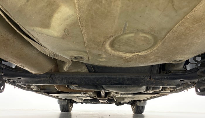 2015 Volkswagen Vento HIGHLINE PETROL, Petrol, Manual, 60,003 km, Rear Underbody