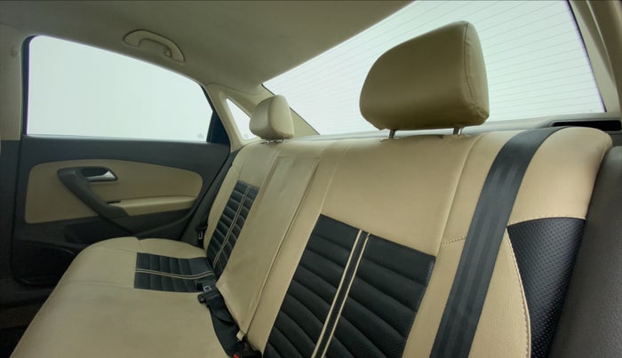 2015 Volkswagen Vento HIGHLINE PETROL, Petrol, Manual, 60,003 km, Right Side Rear Door Cabin