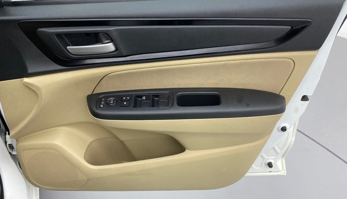 2018 Honda Amaze 1.2 SMT I VTEC, Petrol, Manual, 14,318 km, Driver Side Door Panels Control