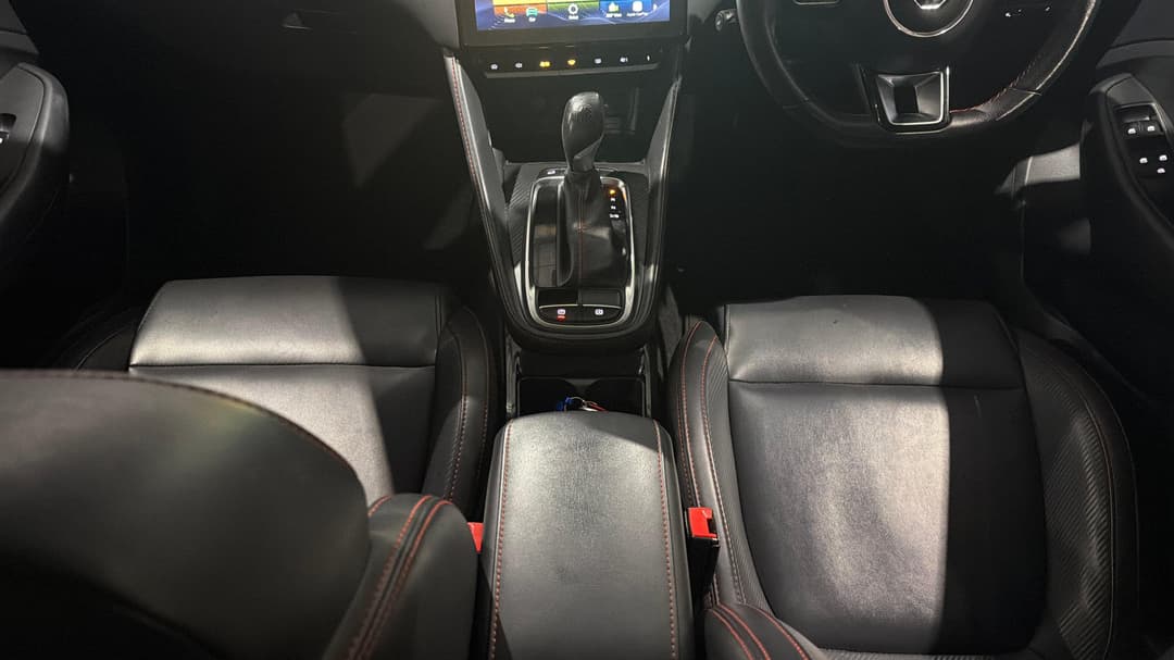 2022 MG Zst Excite, Automatic, 92025 km, Center Console