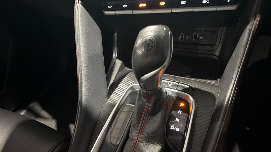 2022 MG Zst Excite, Automatic, 92025 km, Gear Lever 