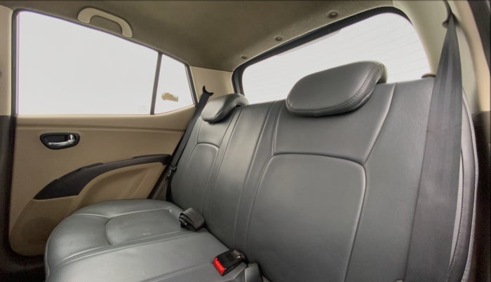 2012 Hyundai i10 SPORTZ 1.2 KAPPA2, Petrol, Manual, 96,653 km, Right Side Rear Door Cabin