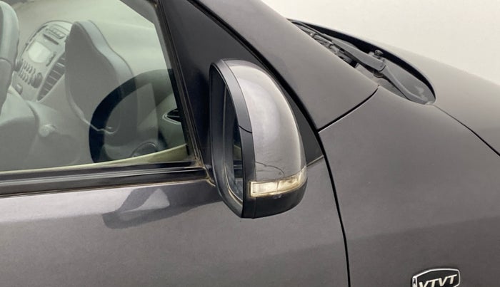 2012 Hyundai i10 SPORTZ 1.2 KAPPA2, Petrol, Manual, 96,653 km, Right rear-view mirror - Cover has minor damage