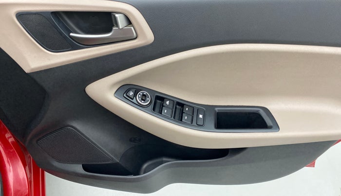 2016 Hyundai Elite i20 ASTA 1.2 (O), Petrol, Manual, 39,095 km, Driver Side Door Panels Control