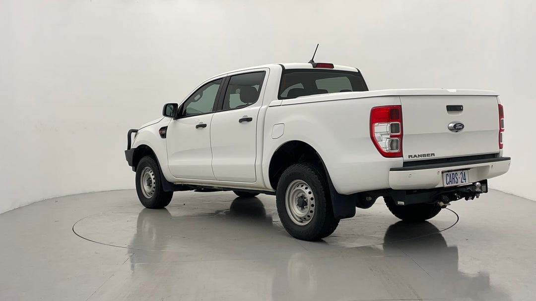 Left Back Diagonal (45- Degree) View