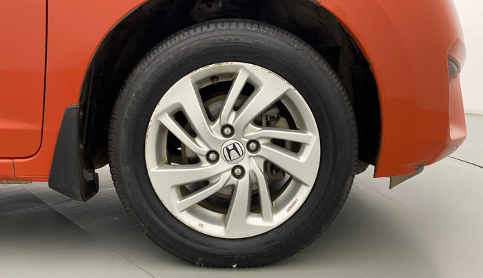 2015 Honda Jazz 1.2 V MT, Petrol, Manual, 40,376 km, Right Front Wheel